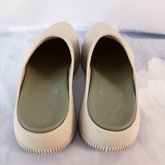 Cougar Sven Sand Slip On Round Toe Comfort Clogs Size 10 Luxmotion Comfort - Picture 8 of 9